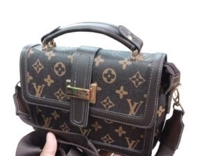 Bandolera estampado textura LV