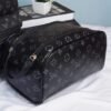 Neceser replica LV