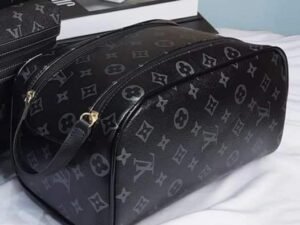 Neceser replica LV