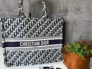 Cartera replica CHD